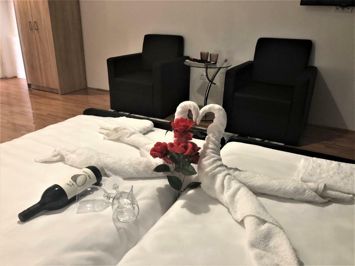 Airport Rest Apartments Beograd Ngoại thất bức ảnh