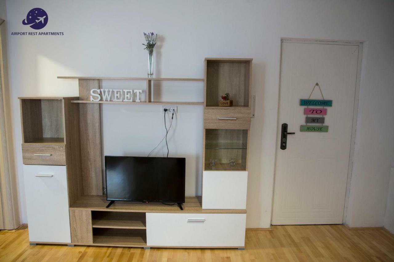 Airport Rest Apartments Beograd Ngoại thất bức ảnh