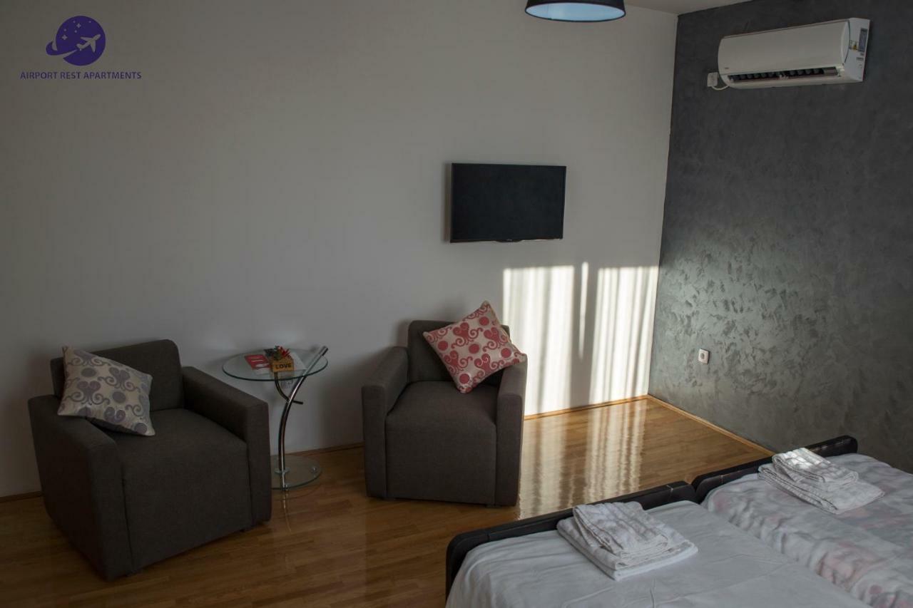 Airport Rest Apartments Beograd Ngoại thất bức ảnh