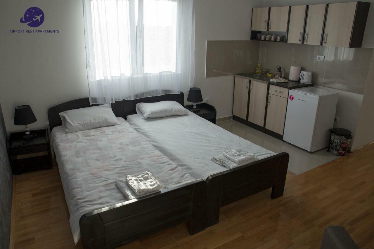 Airport Rest Apartments Beograd Ngoại thất bức ảnh