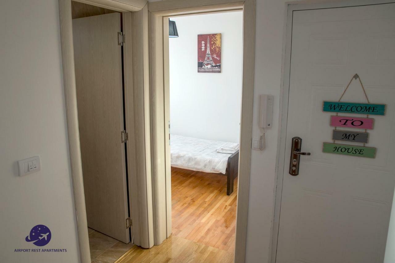 Airport Rest Apartments Beograd Ngoại thất bức ảnh
