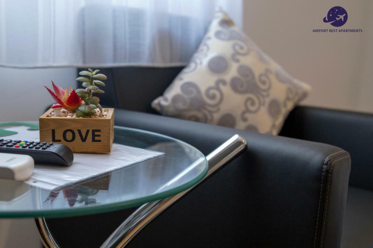 Airport Rest Apartments Beograd Ngoại thất bức ảnh