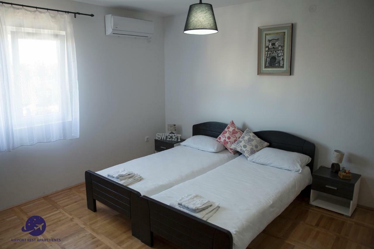 Airport Rest Apartments Beograd Ngoại thất bức ảnh